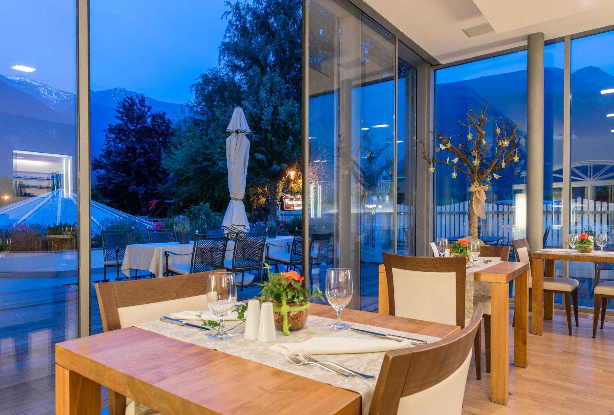 Hotel Vinschgerhof Silandro Exteriér fotografie
